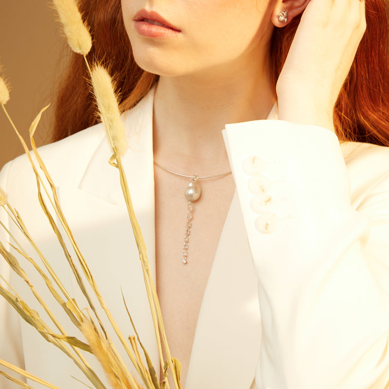Diapiary pendant